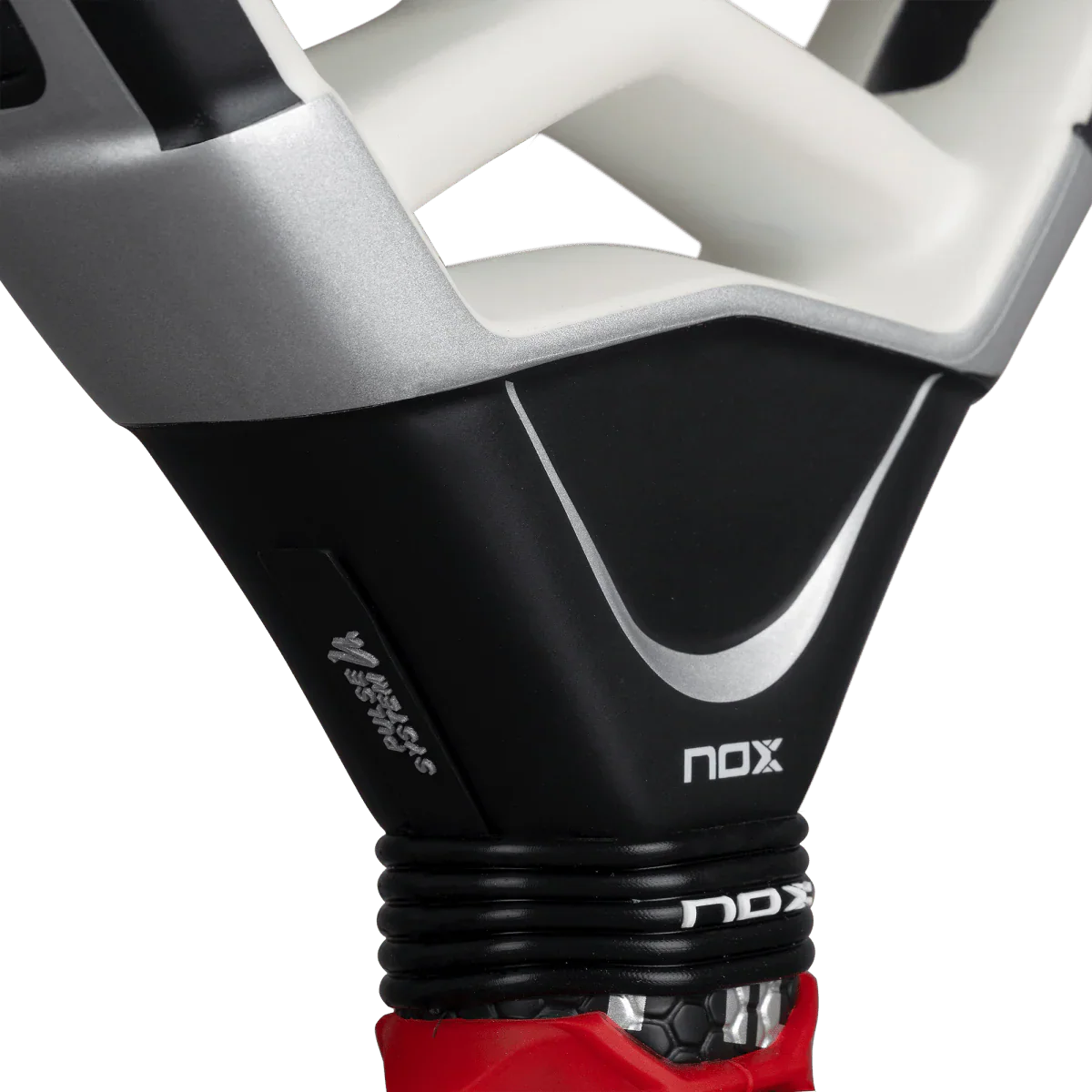 Pala Nox AT10 Luxury Genius ATTACK 18K Alum 2026 by Agustín Tapia