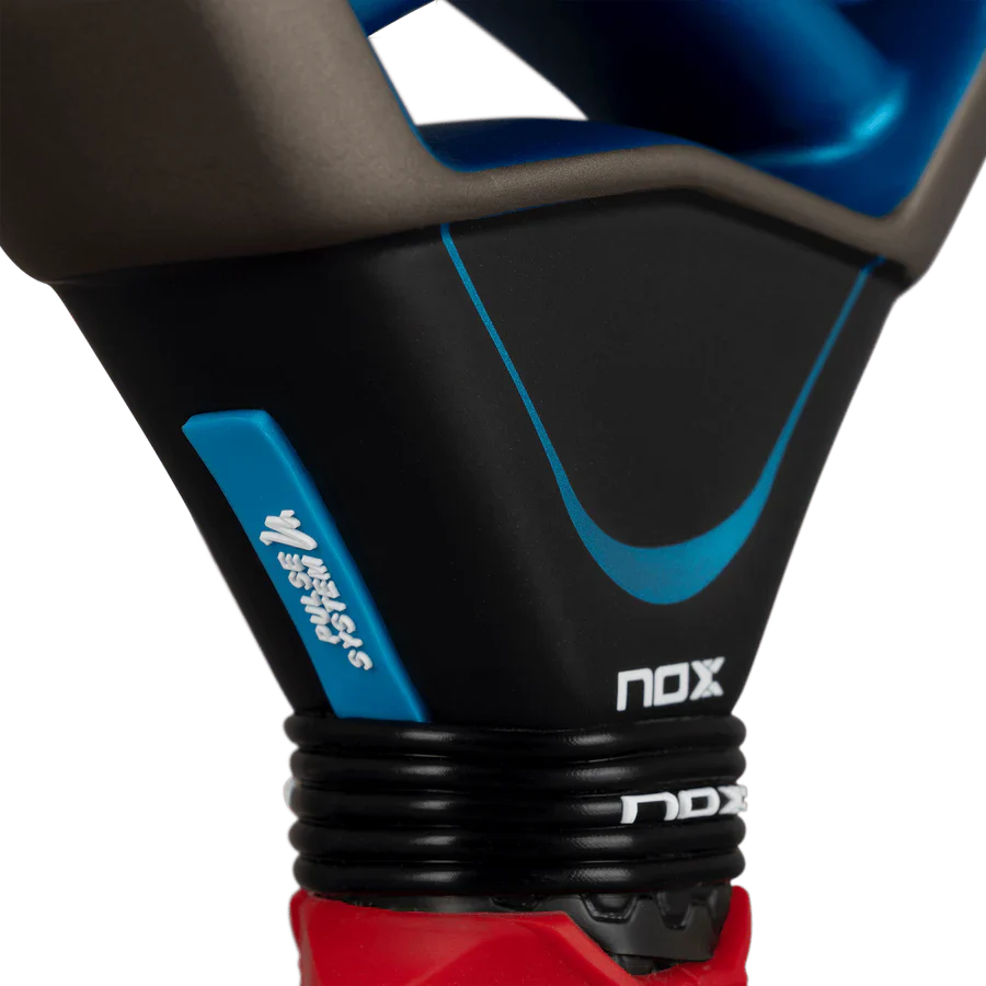 Pala Nox AT10 Pro Cup Soft 2026 by Agustín Tapia